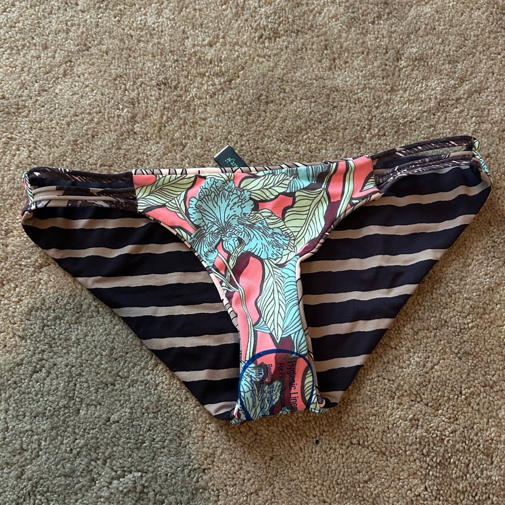 🌴Maaji reversible bikini bottom🌴